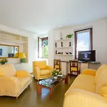 Apartment Gaya Center - Happy *