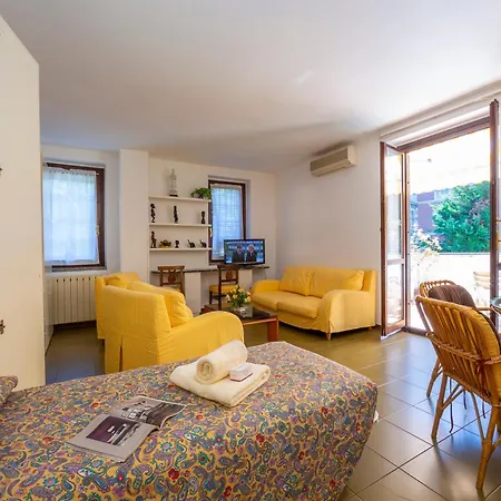 Gaya Center - Happy Apartament *