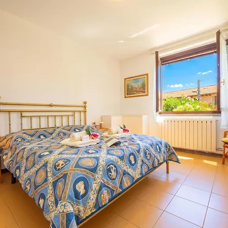 Gaya 2br With Terrace - Happy Lejlighed *