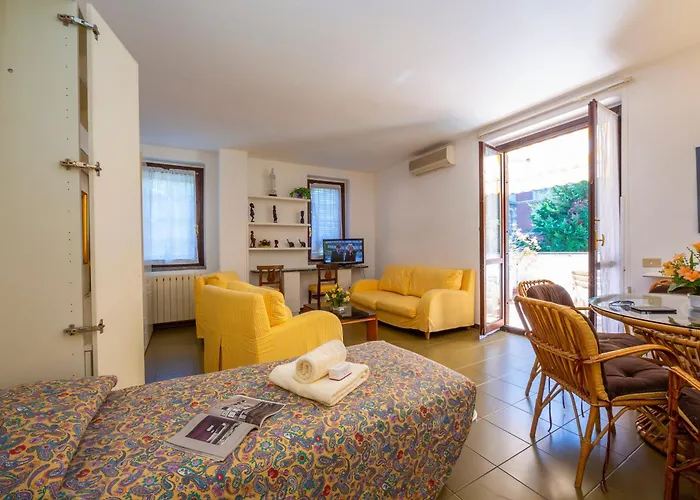 Gaya Center - Happy Apartament *