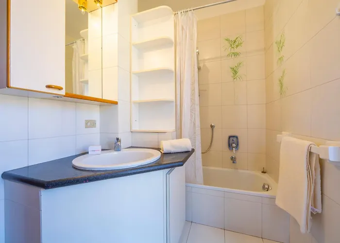 Gaya Center - Happy Apartman